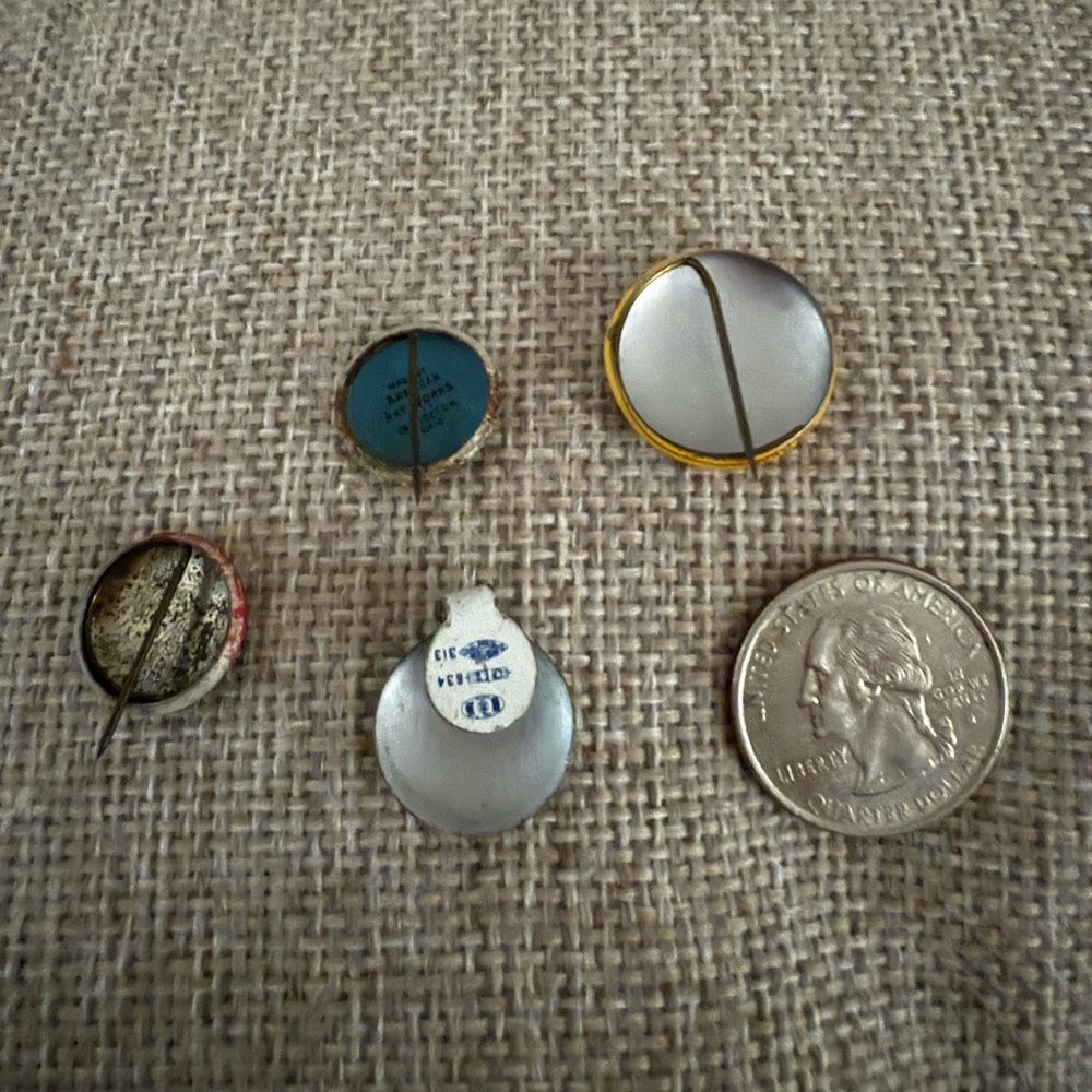Vintage Pin Collection - Picture 5 of 5